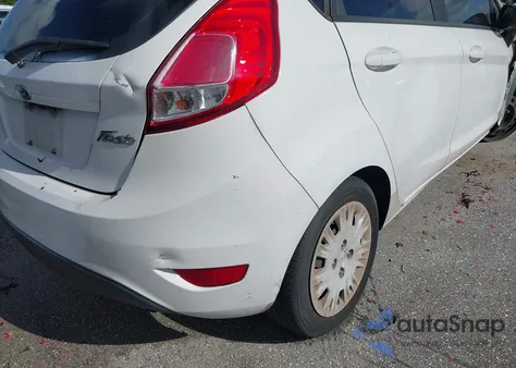 2017 Ford Fiesta S z USA, uszkodzony, nr VIN 3FADP4TJ9HM121553